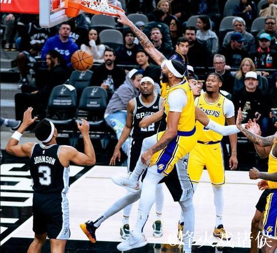 格林33分浓眉30+13詹姆斯21+13 火箭险胜湖人